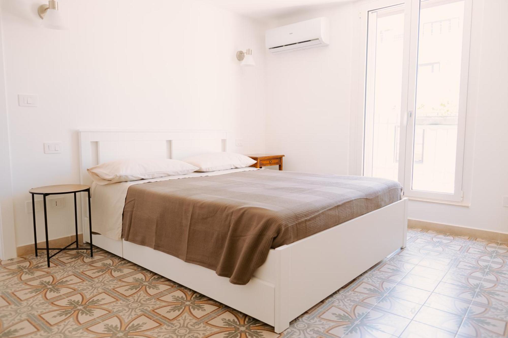 Casa Antonia - Terrace & Suites バーリ エクステリア 写真