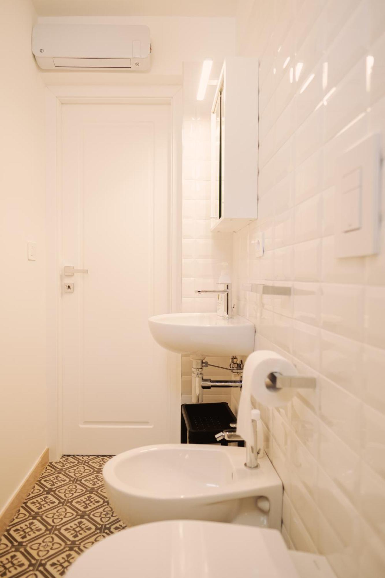 Casa Antonia - Terrace & Suites バーリ エクステリア 写真